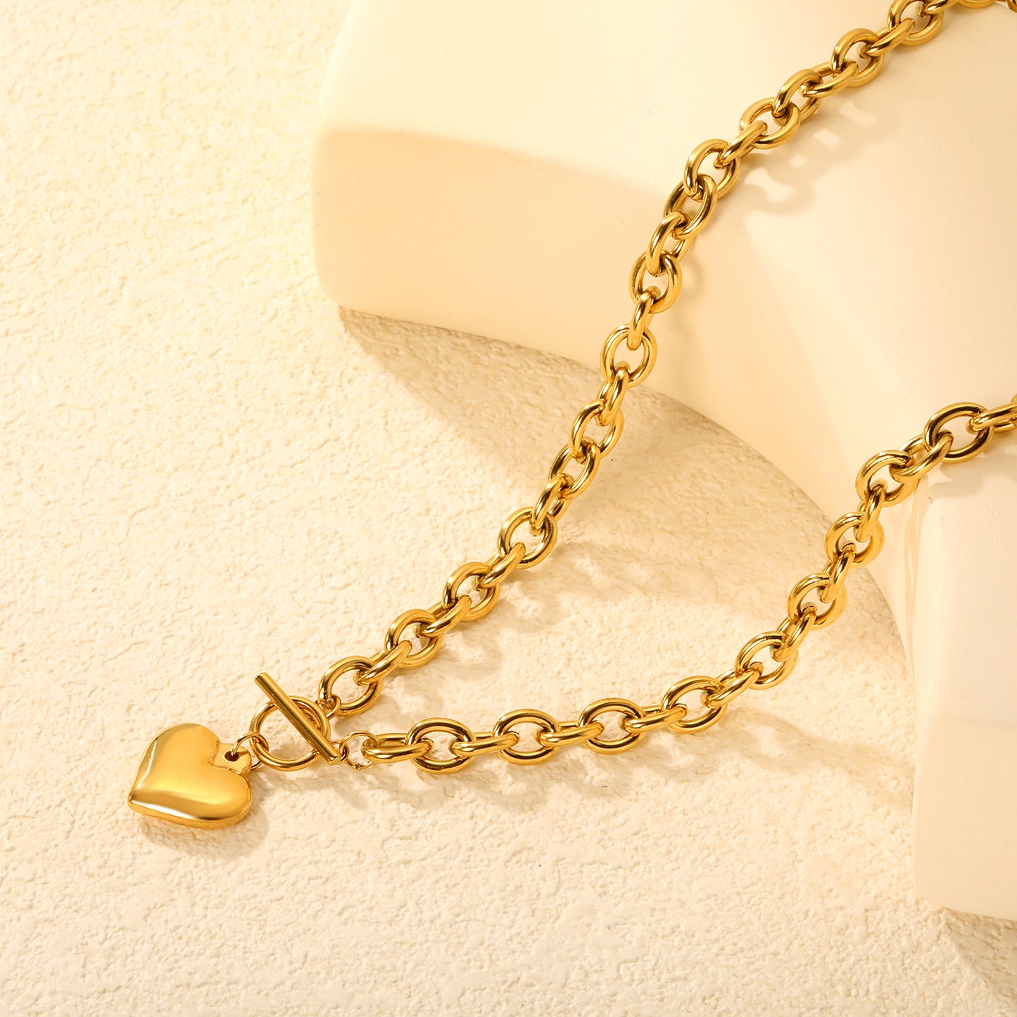 Chunky Cable Chain Heart Toggle Necklace - 18k Gold Plated