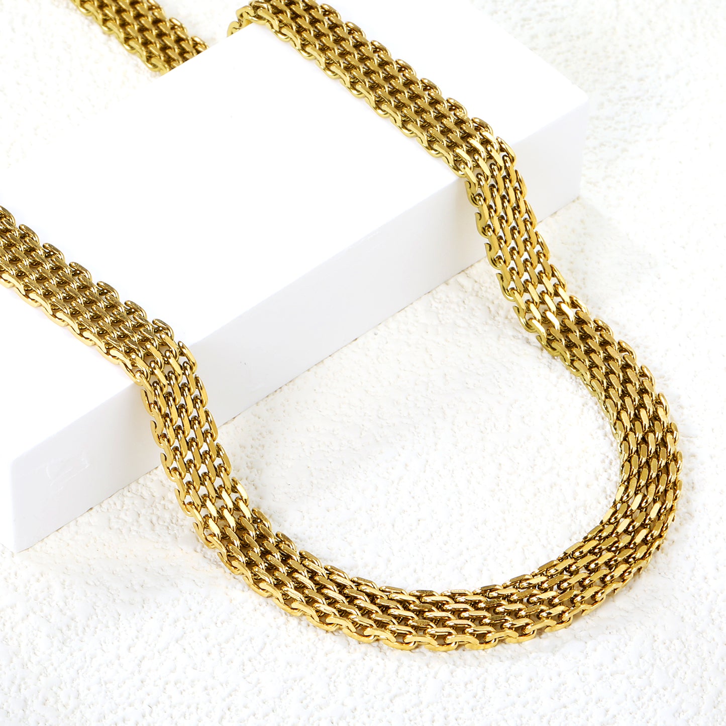 Wide Mesh Bismark Chain Necklace - 18k Gold Plated