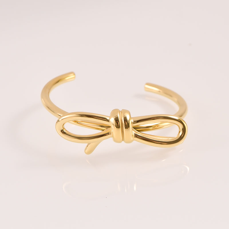Ribbon Cuff - 18k Gold Plated