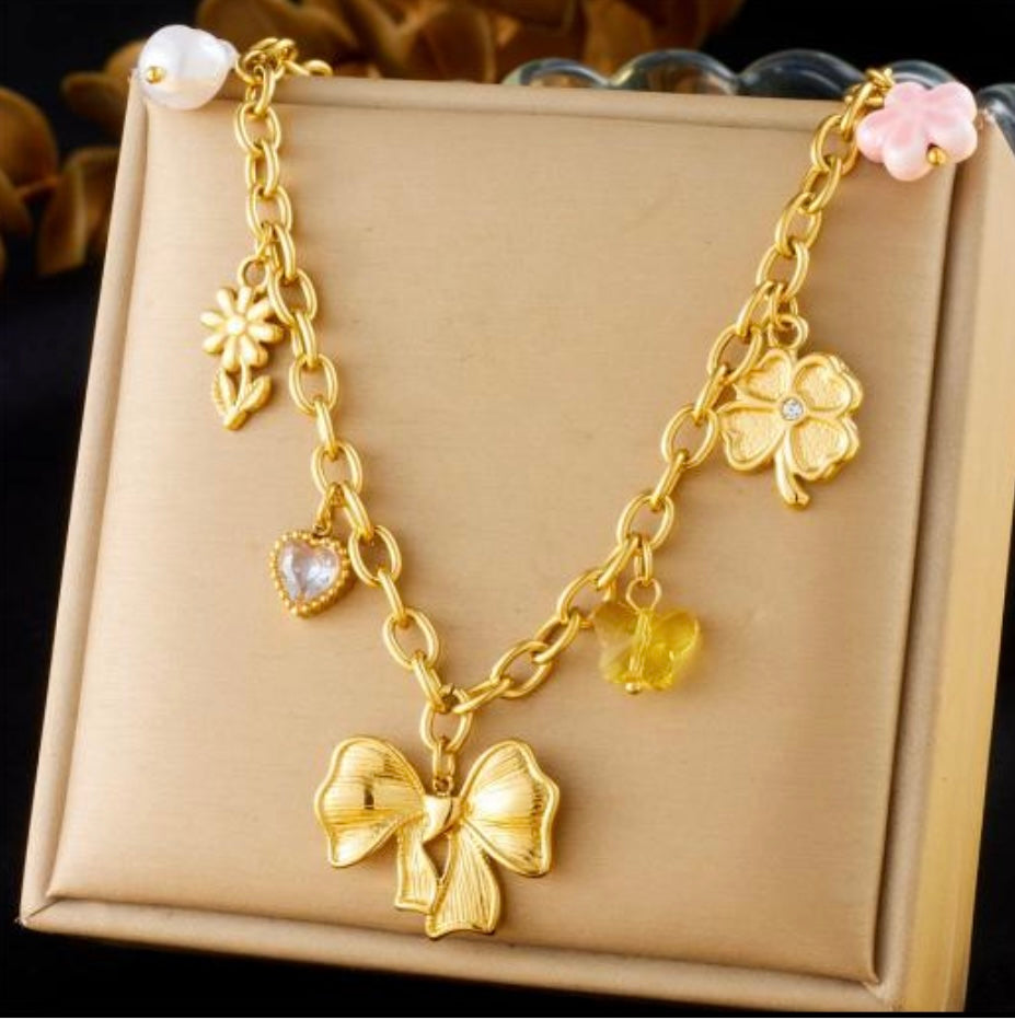 Bow Charm Necklace - 18k Gold Plated