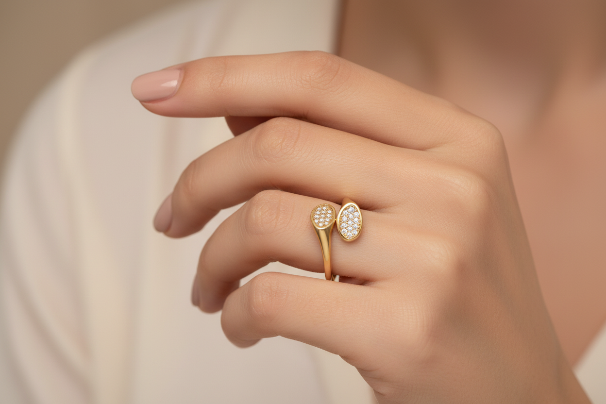 Double Oval Bypass Ring on Model
