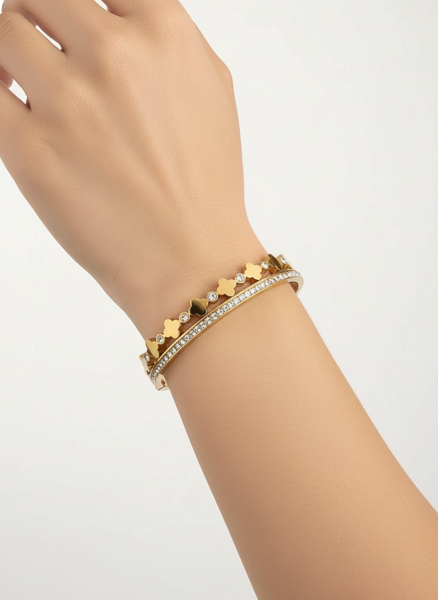 Clover Crystal Bangle - 18k Gold Plated