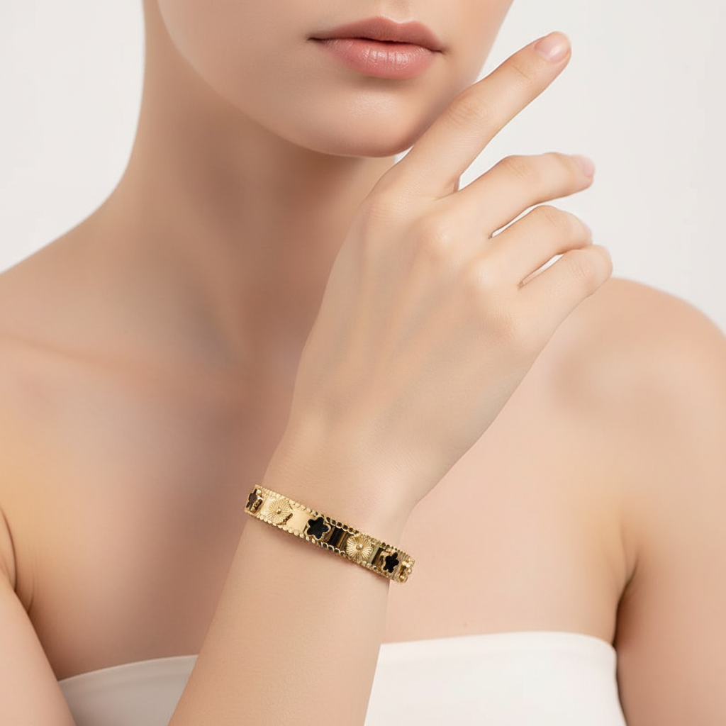 Clover Bangle - 18k Gold Plated