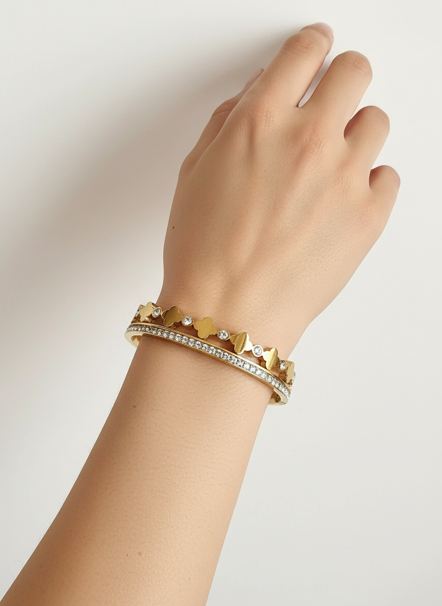 Clover Crystal Bangle - 18k Gold Plated