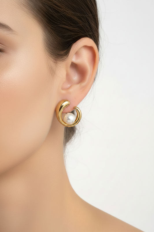 Pearl Swirl Earring - Smaller Scale